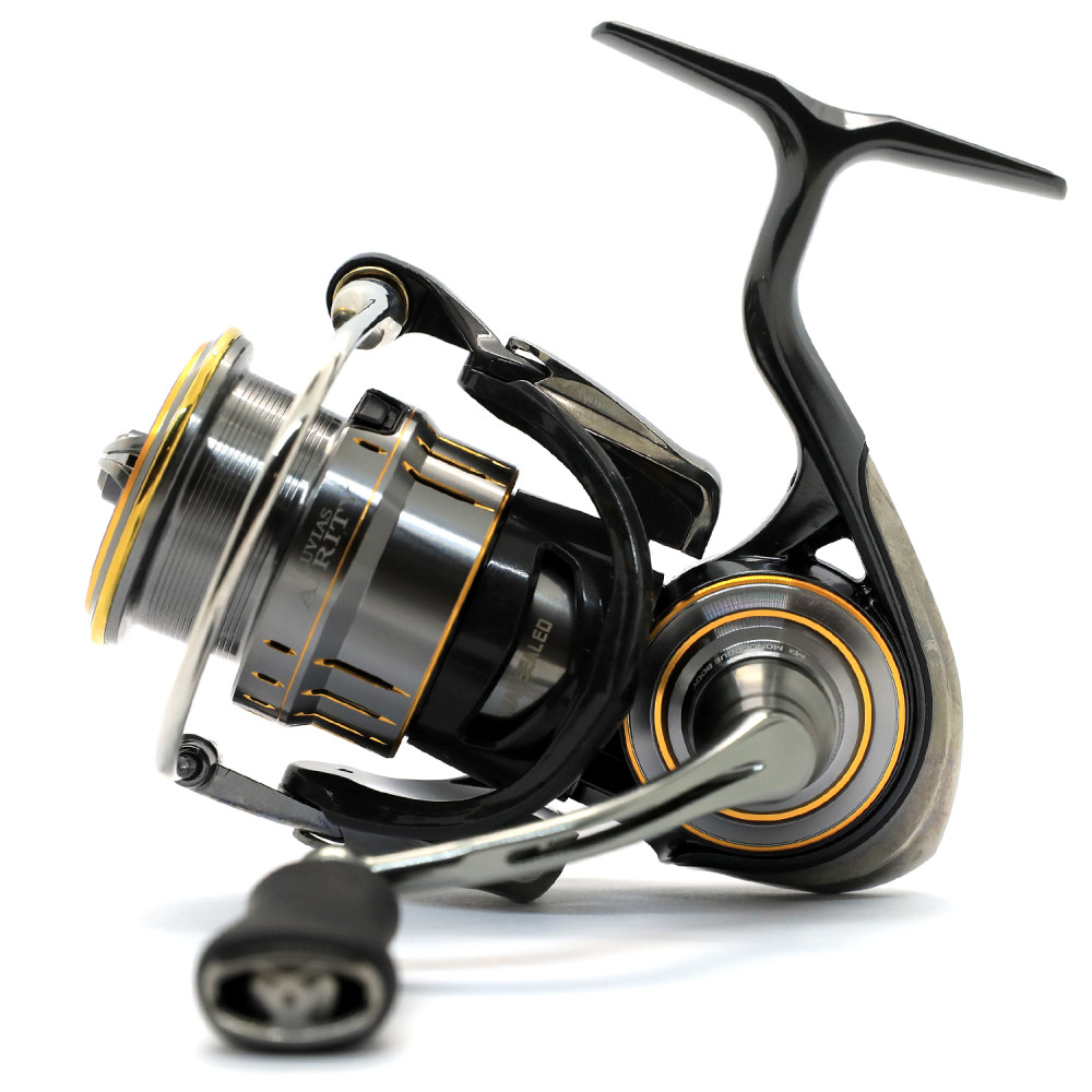 Котушка Daiwa 21 Luvias Airity LT 3000